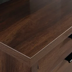Sauder Corner Desks<Palo Alto 59"W Executive Desk, Spiced Mahogany (427792)
